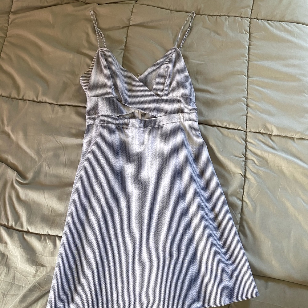 Forever 21 Cut out dress